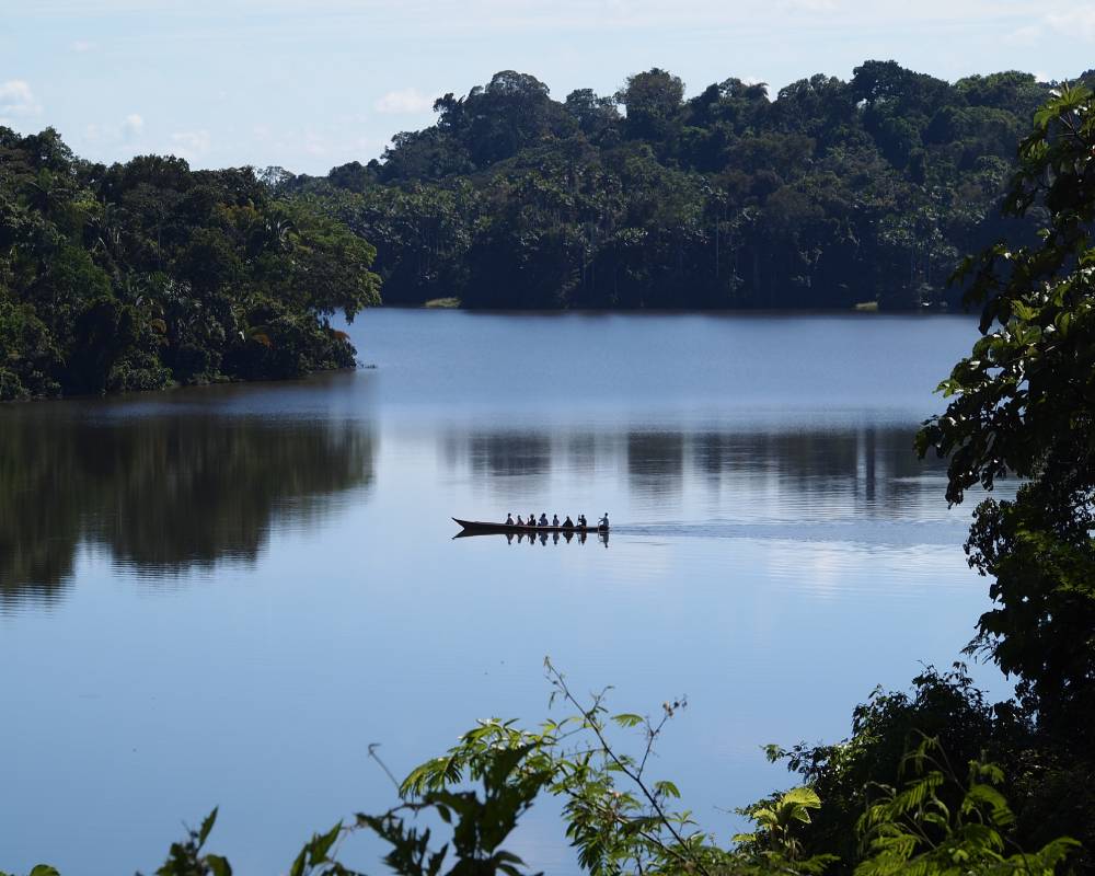 Lago Sandoval Full Day